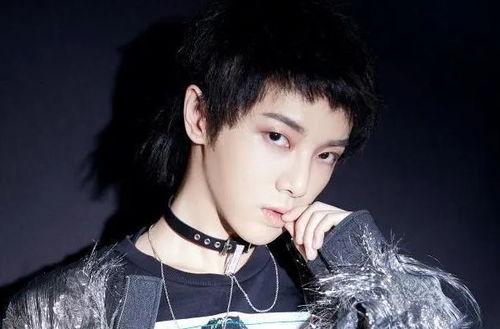 娱乐吃瓜华晨宇小瓜